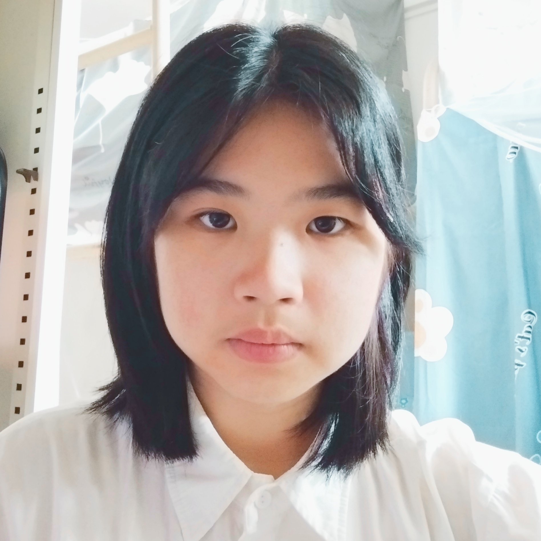 于教员 照片