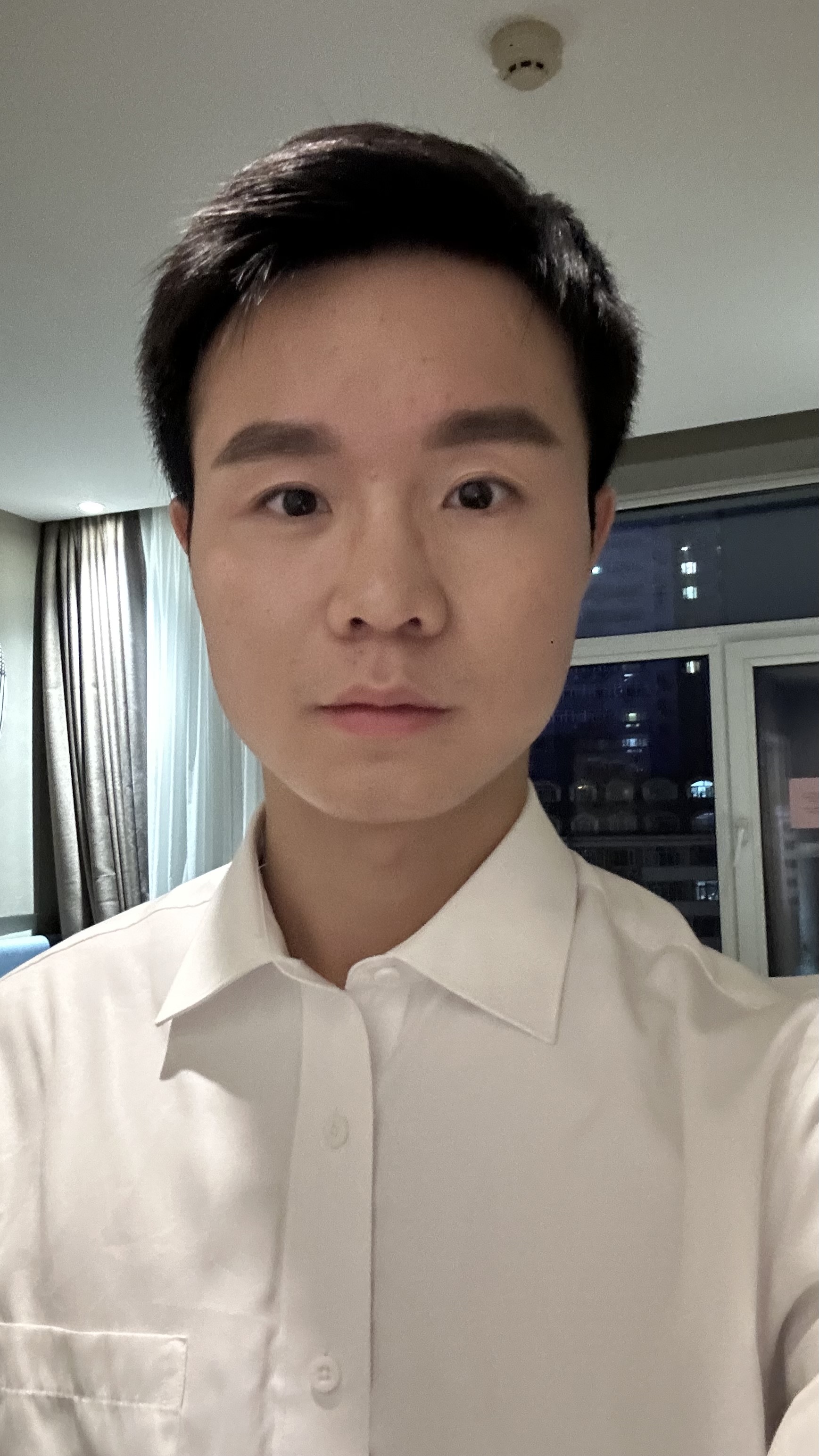 扶教员 照片