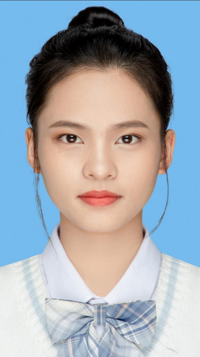 覃教员 照片