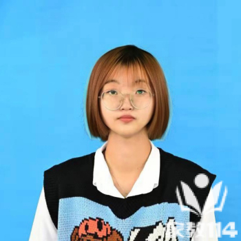 王教员 照片