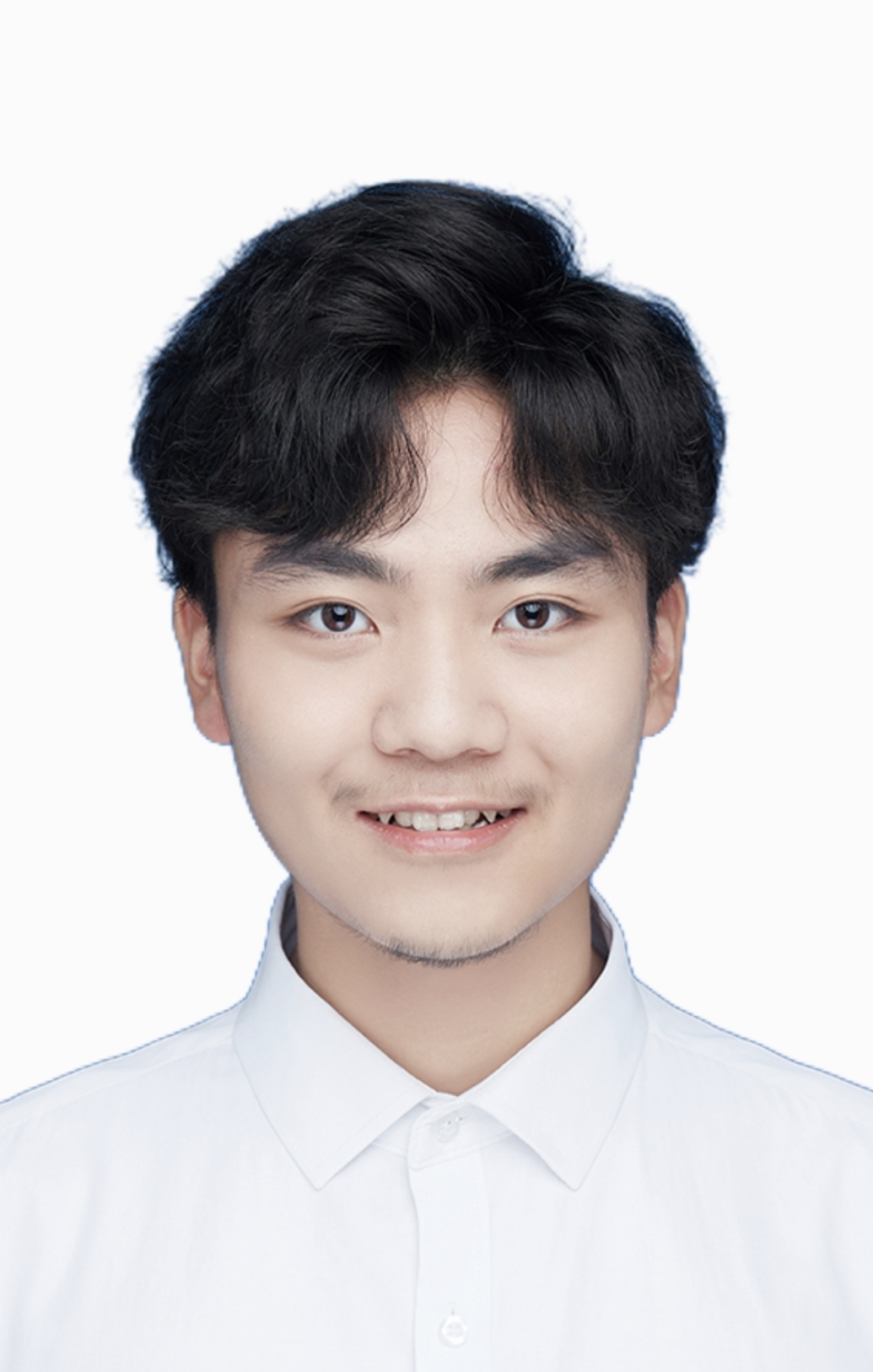 吕教员 照片