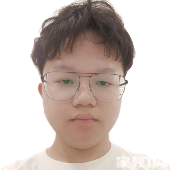 尹教员 照片