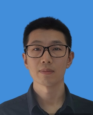 钱教员 照片