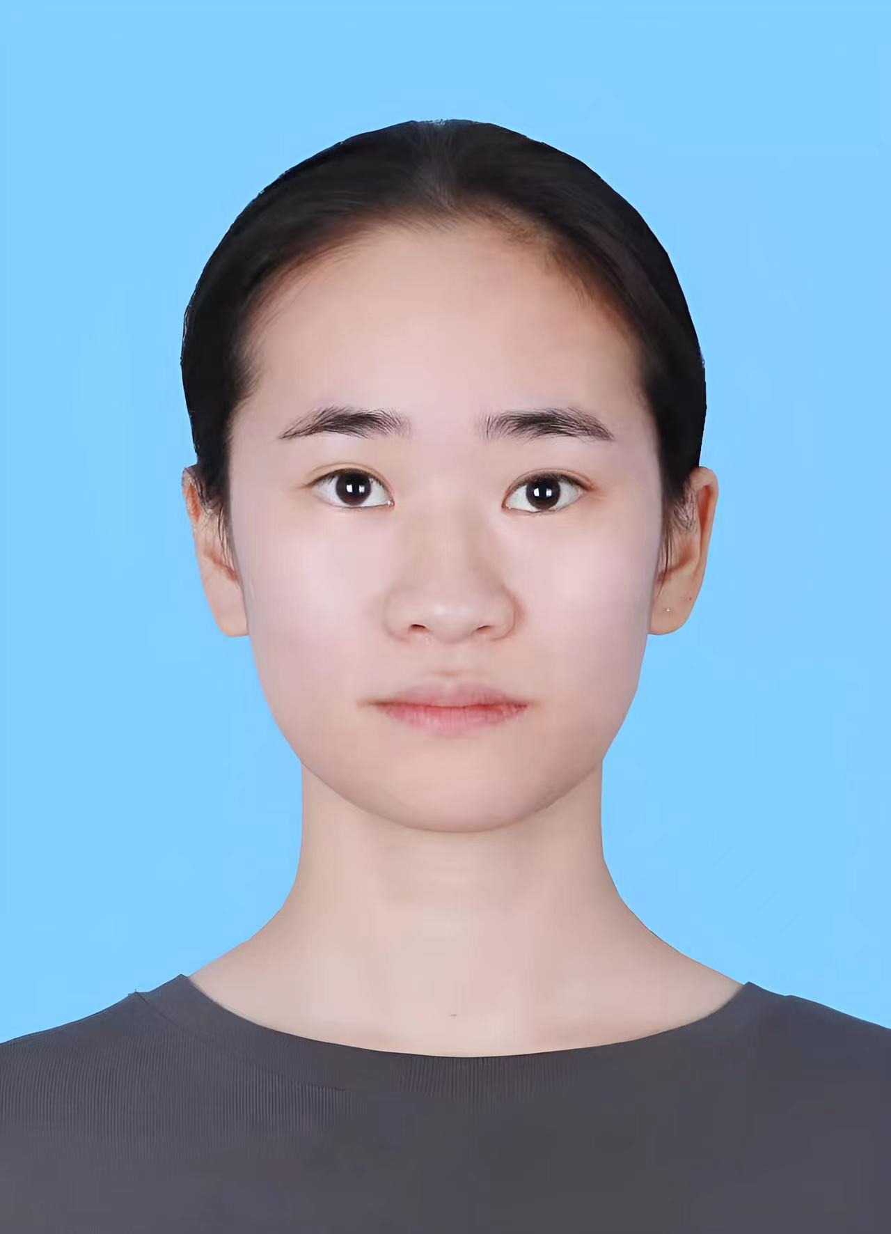 郑教员 照片