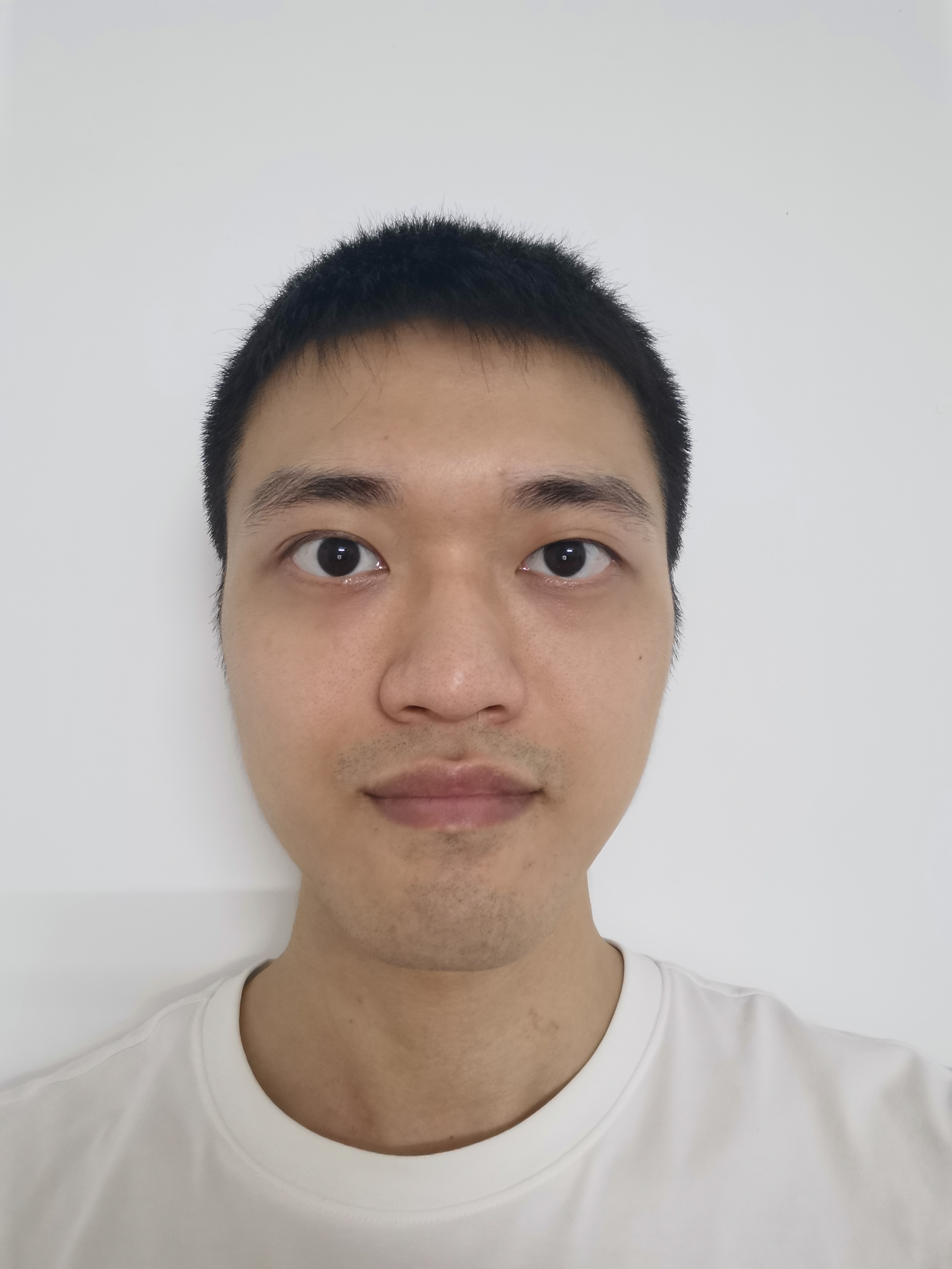 周教员 照片