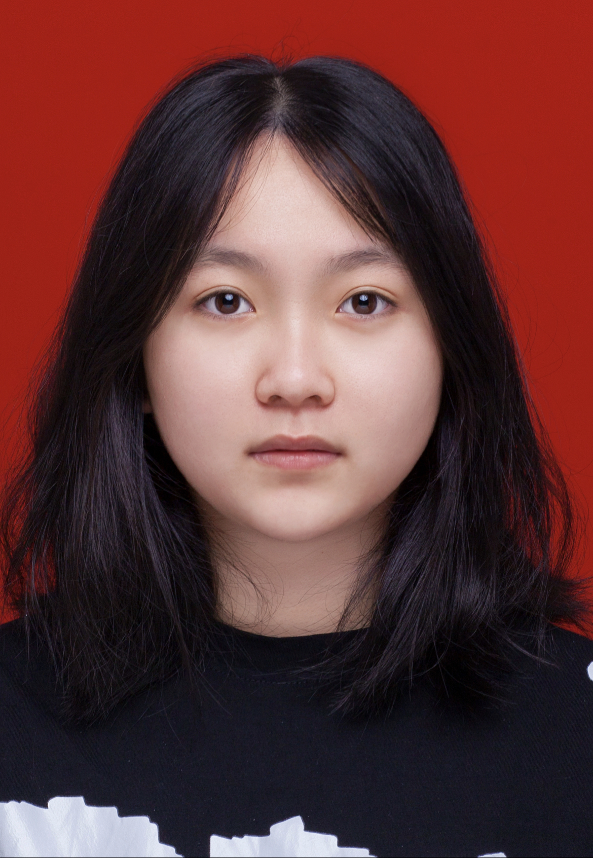 李教员 照片