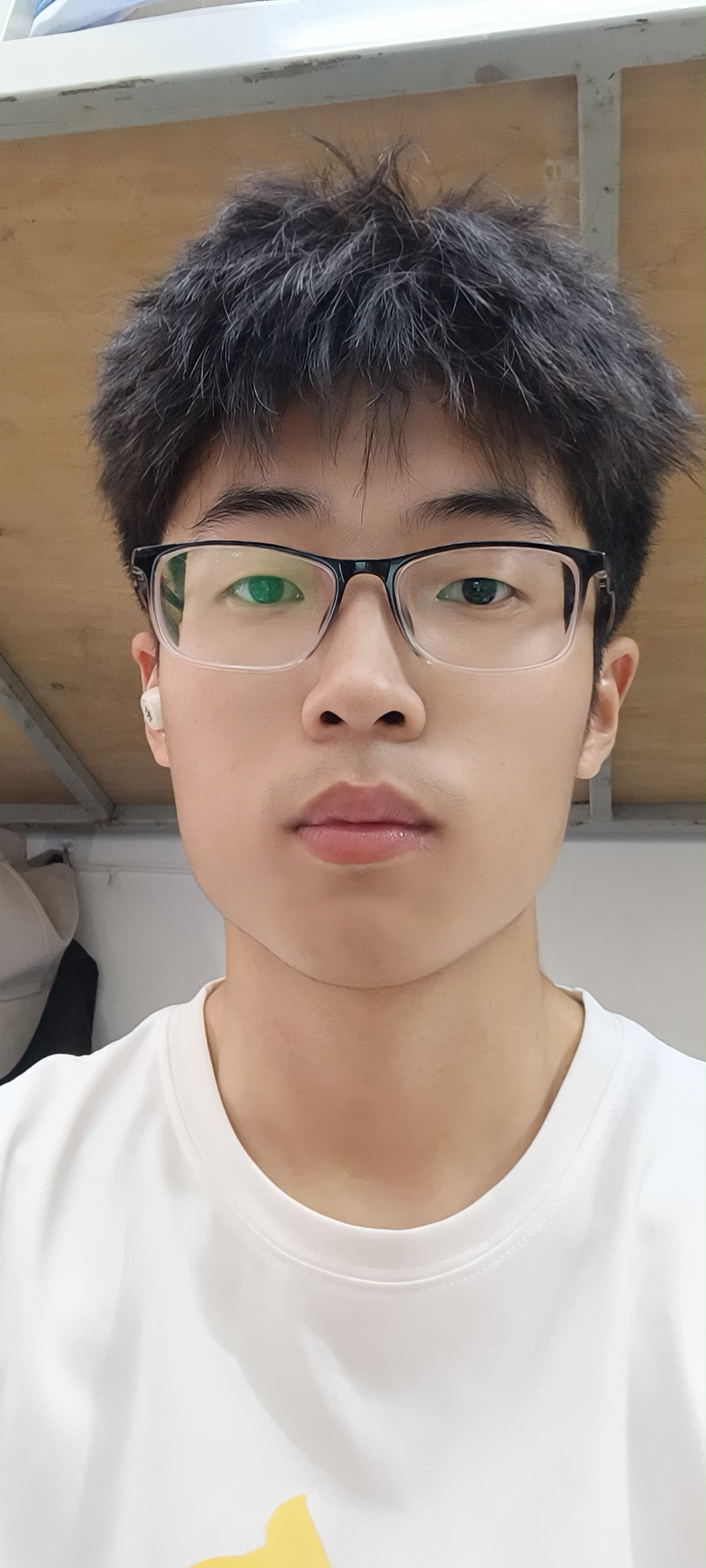 于教员 照片