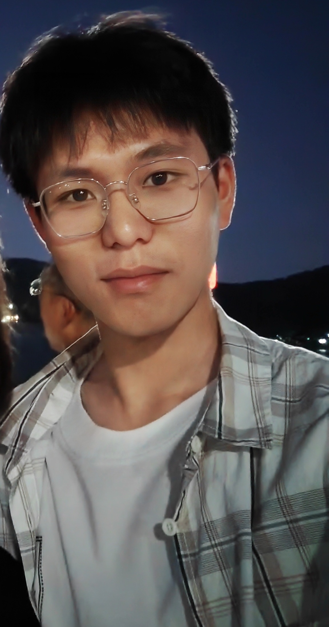 董教员 照片