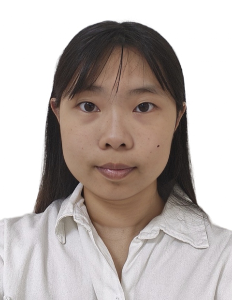 李教员 照片