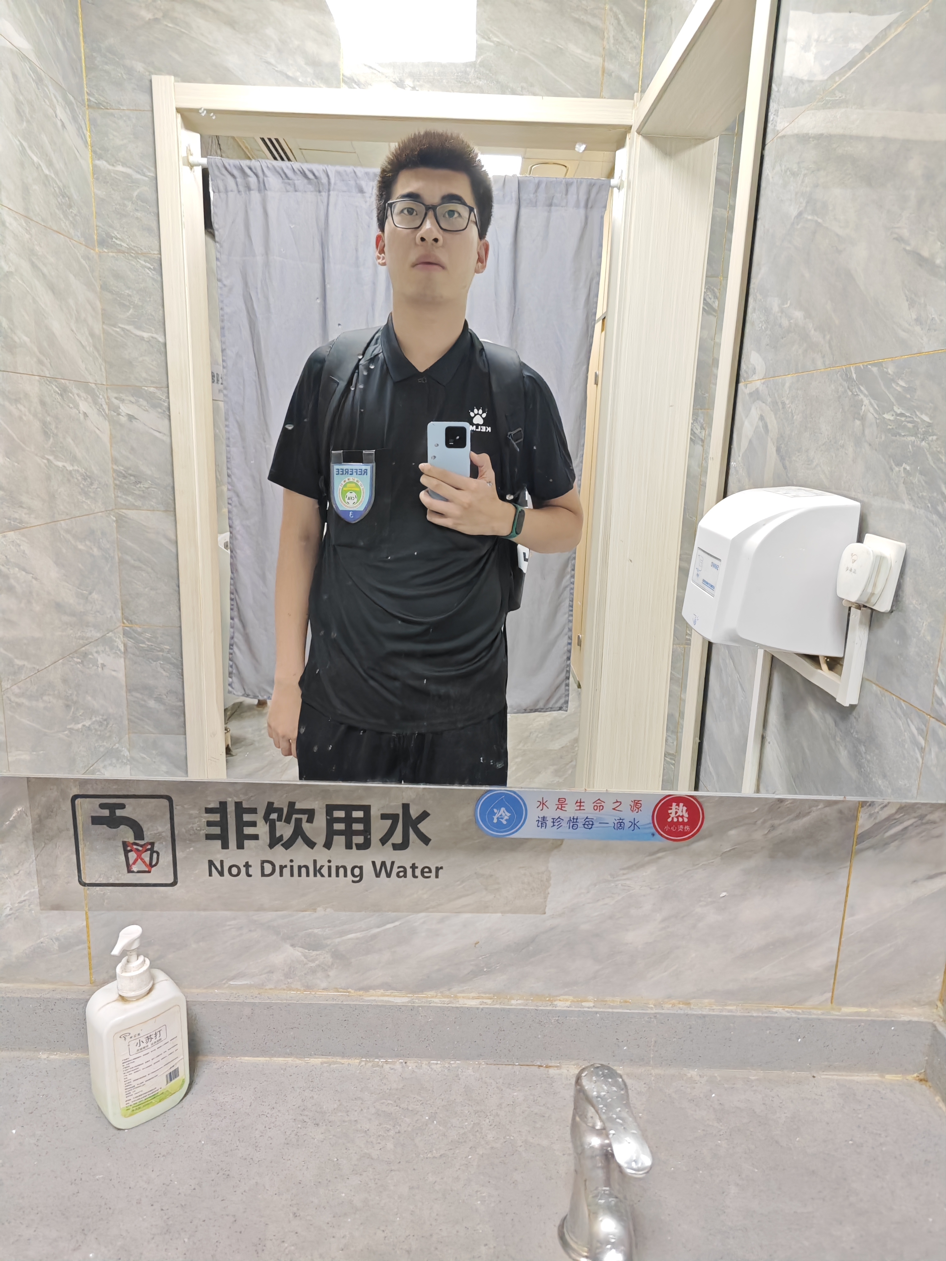 陈教员 照片
