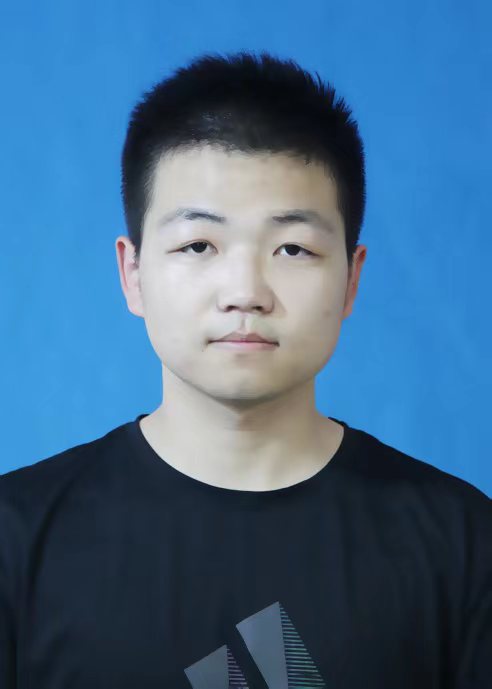 李教员 照片