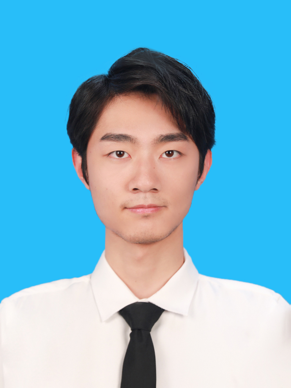卢教员 照片