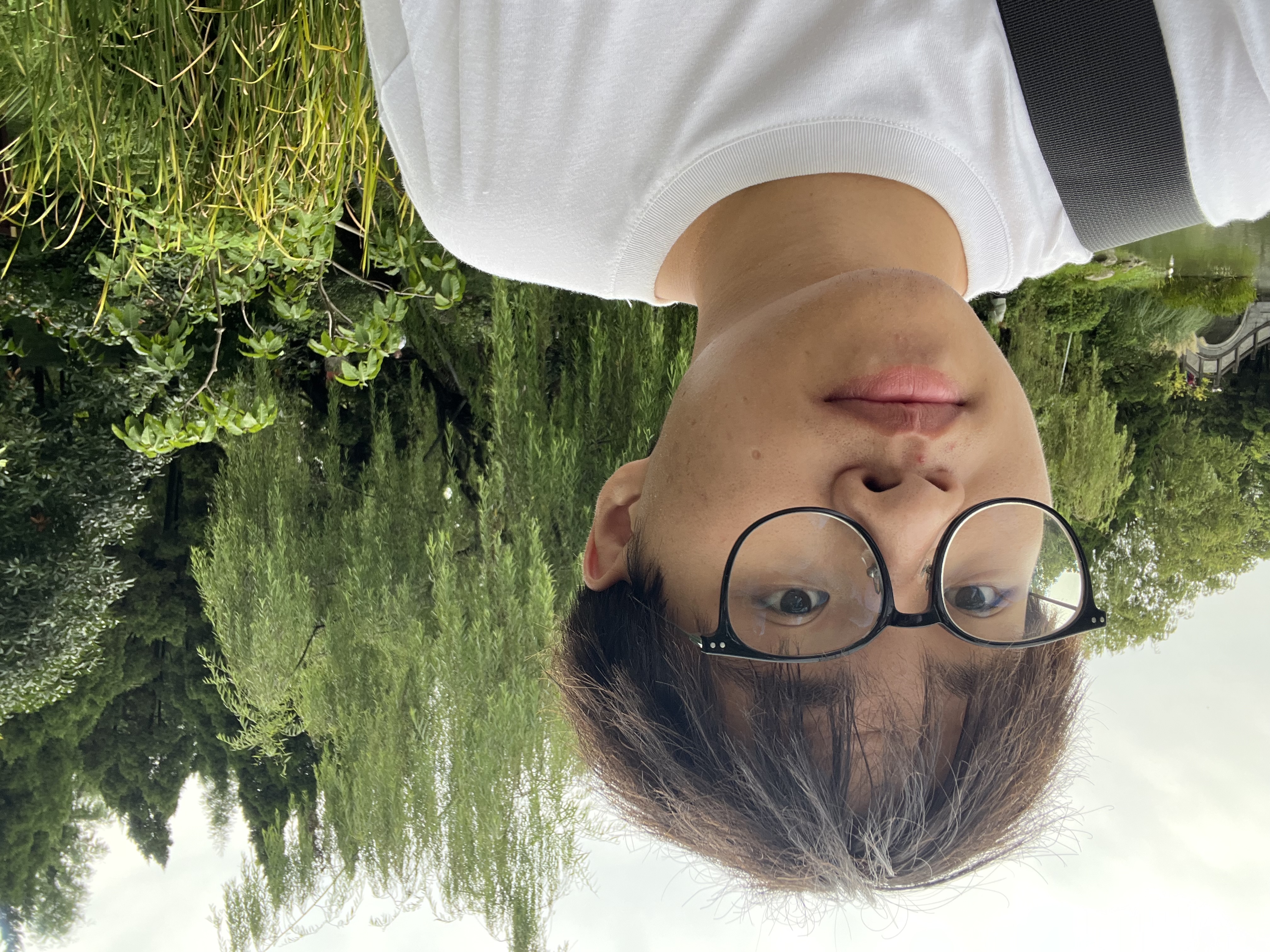 李教员 照片