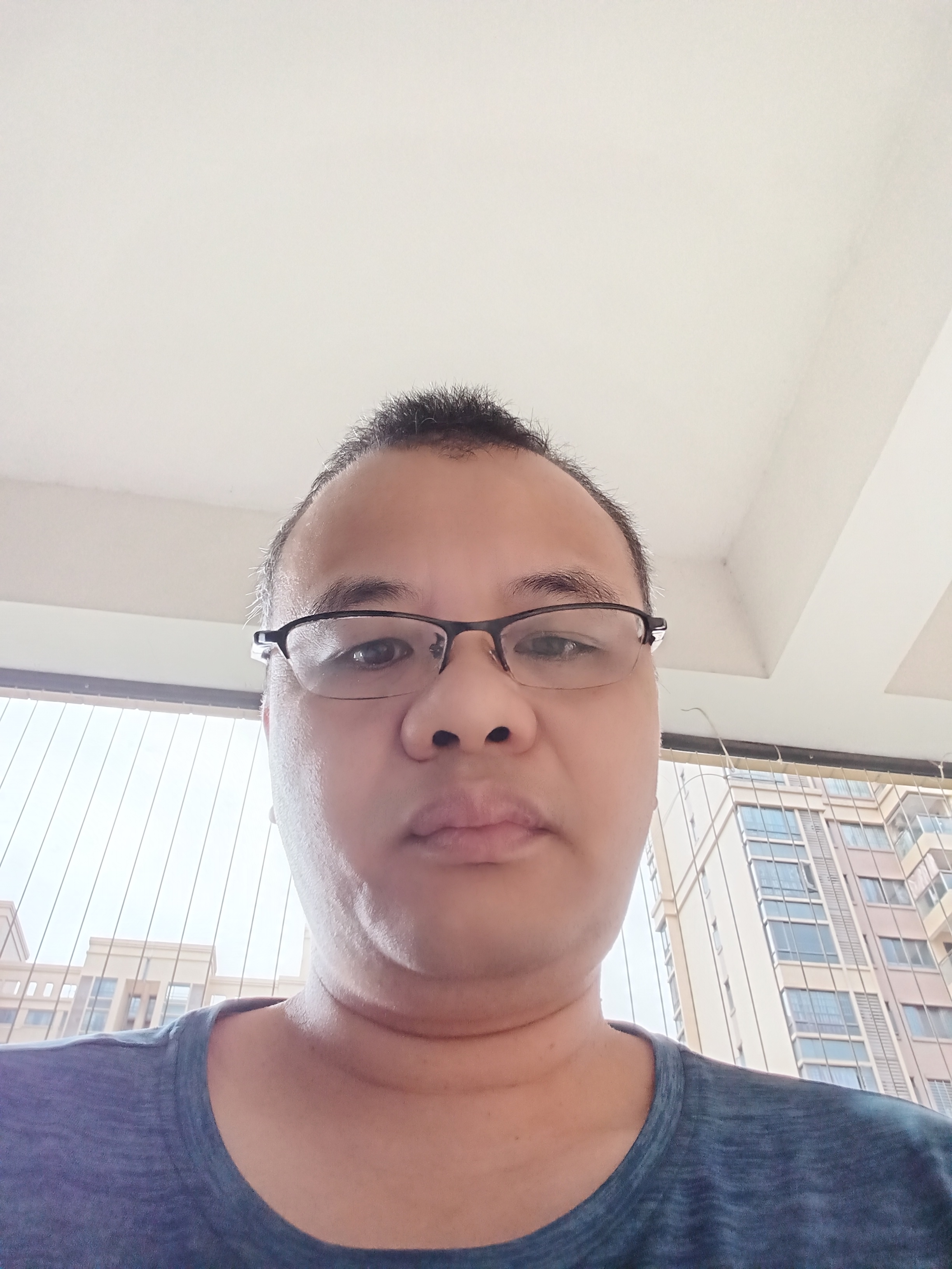 钟教员 照片