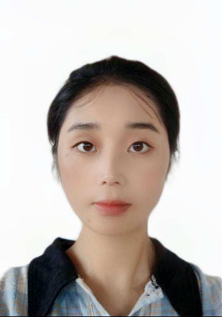 金教员 照片