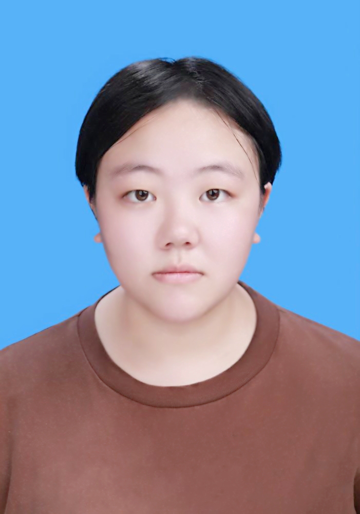 周教员 照片