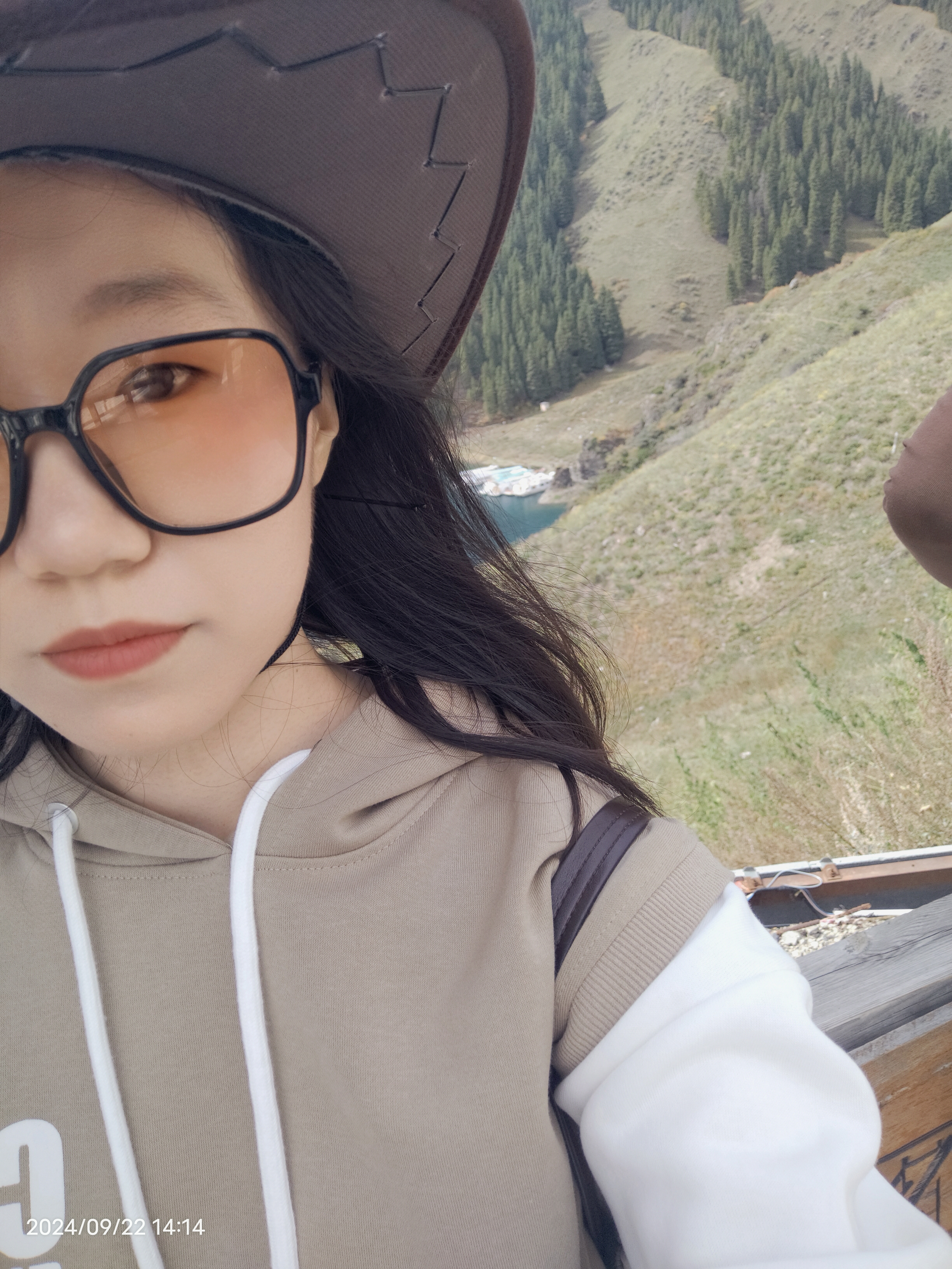 艾教员 照片