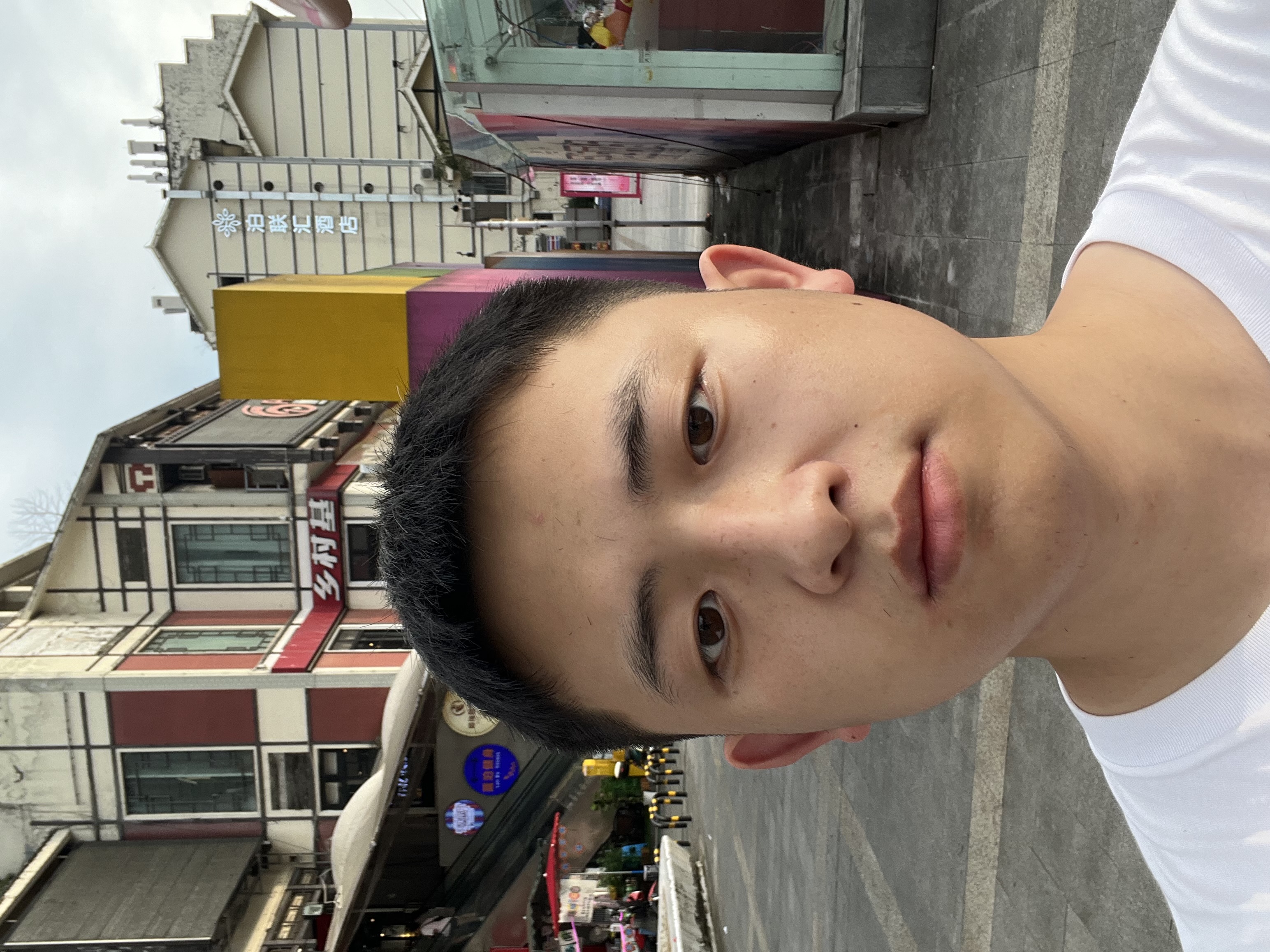 段教员 照片