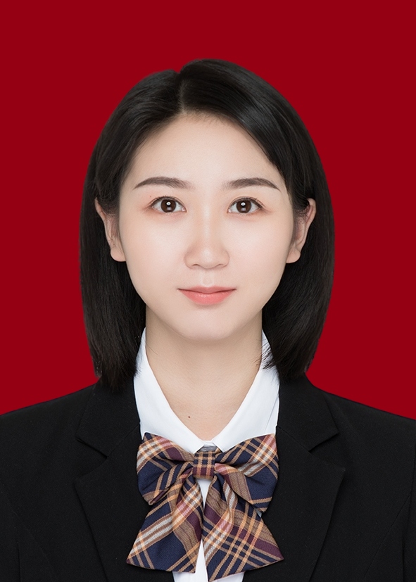左教员 照片