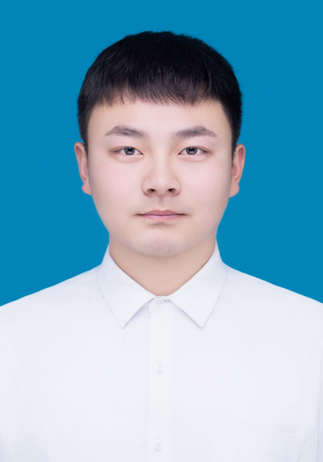 王教员 照片