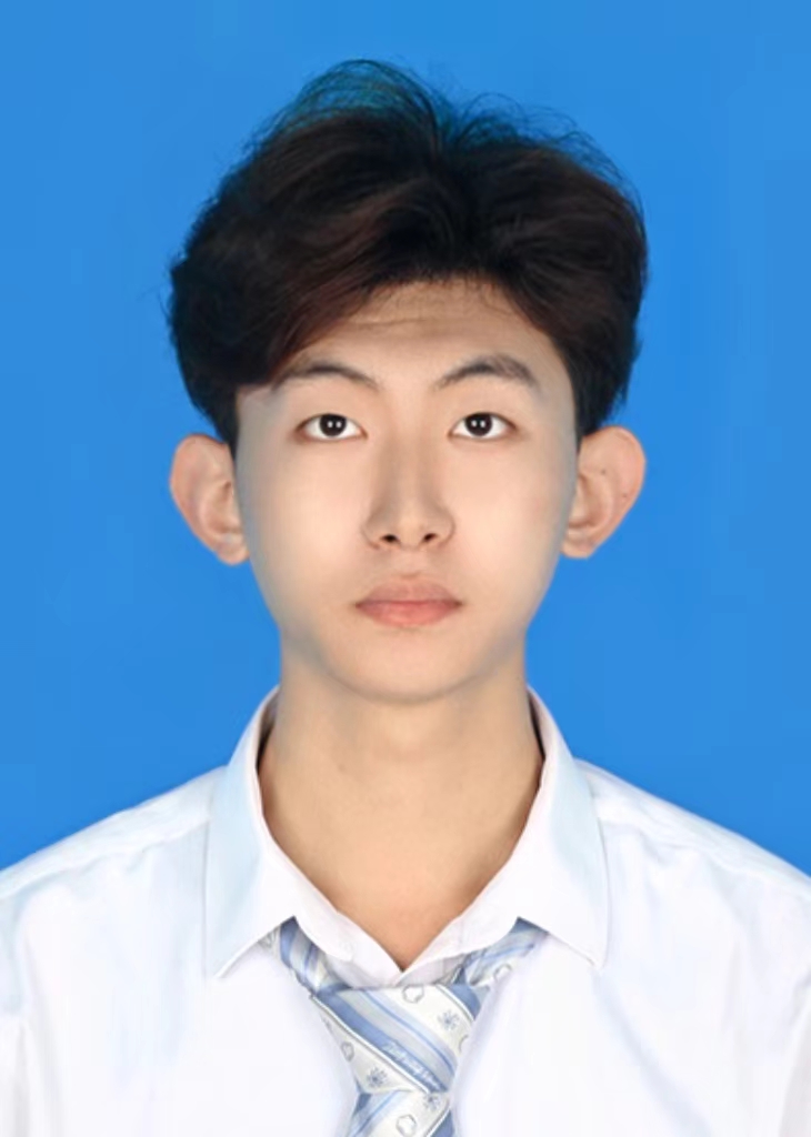 魏教员 照片
