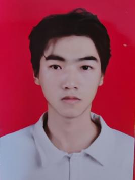 黄教员 照片
