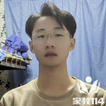 李教员 照片