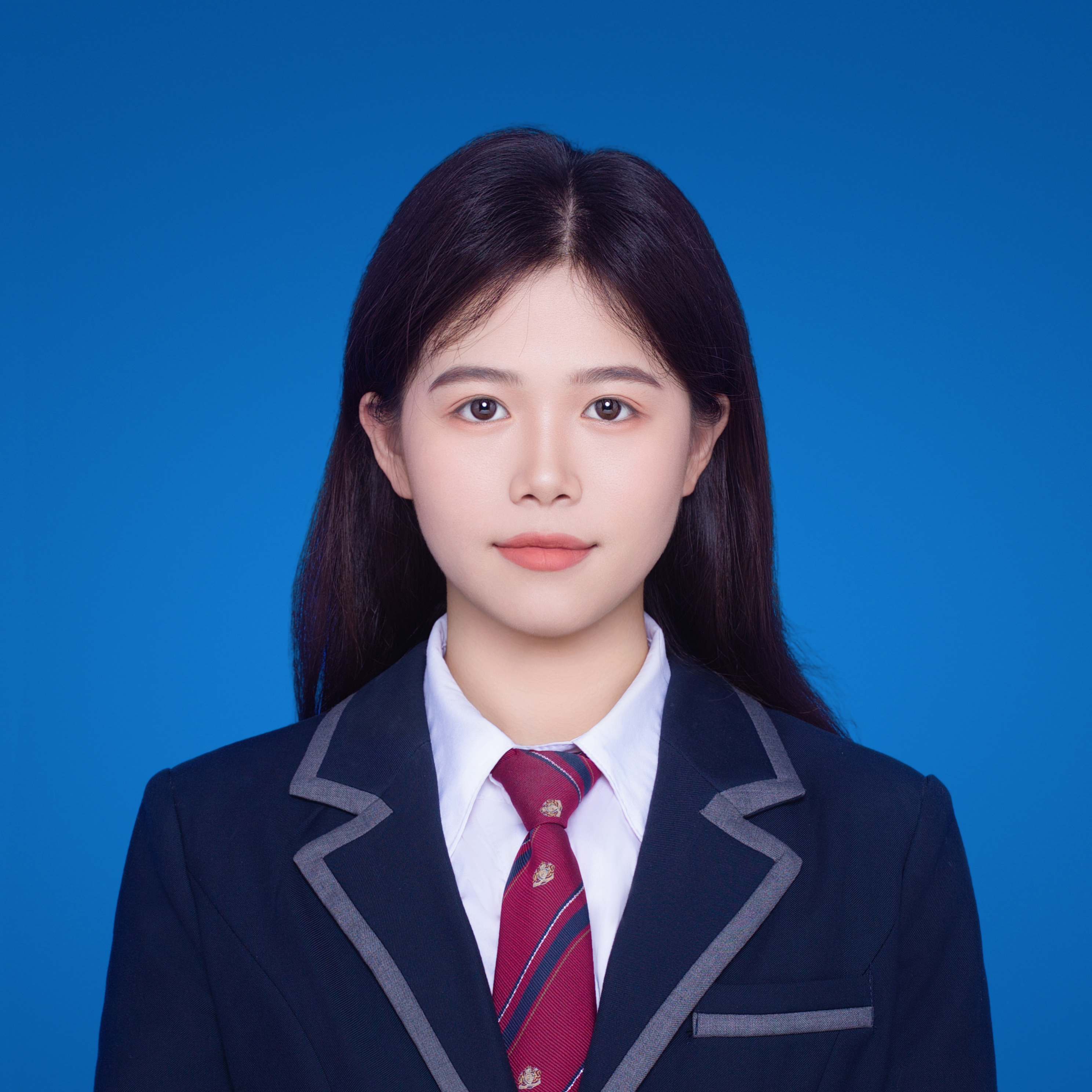 曾教员 照片
