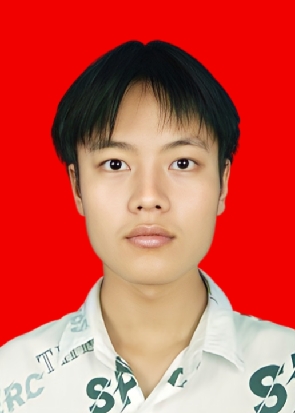 吕教员 照片
