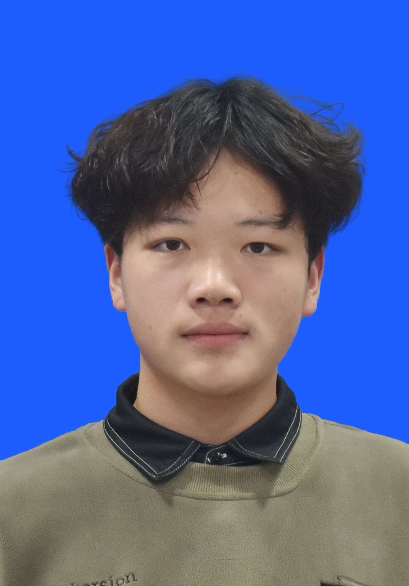 艾教员 照片