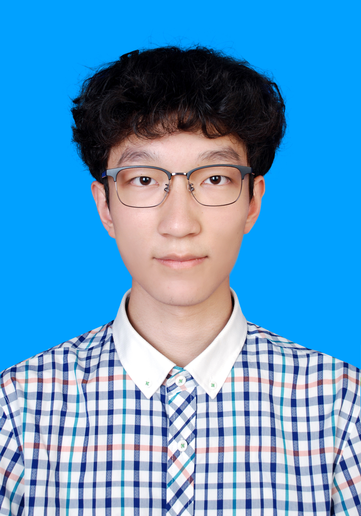 王教员 照片