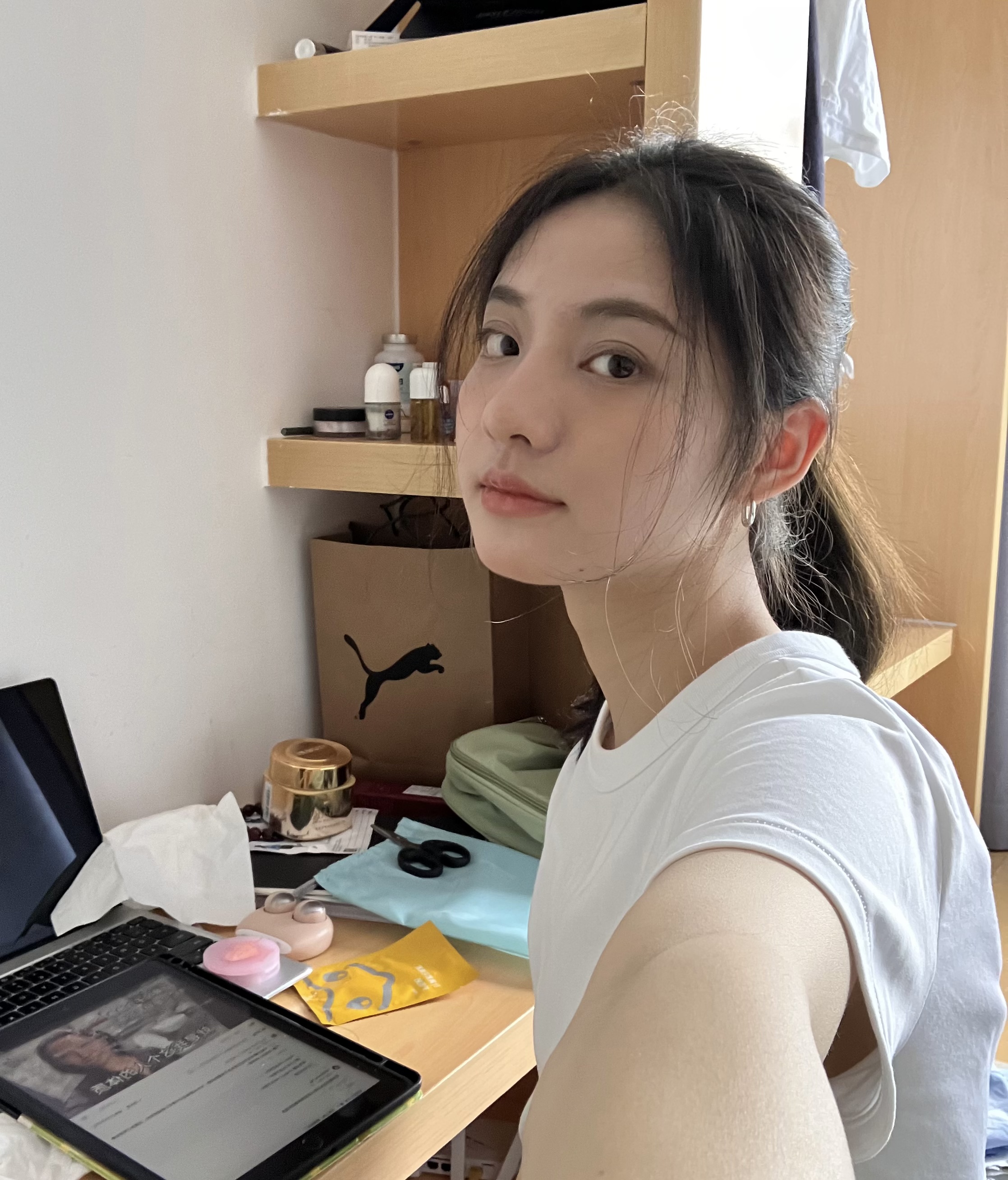 曾教员 照片