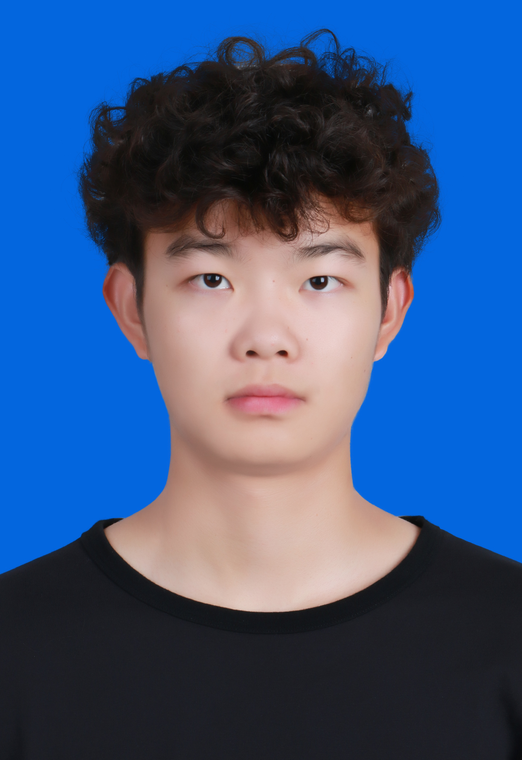 吴教员 照片