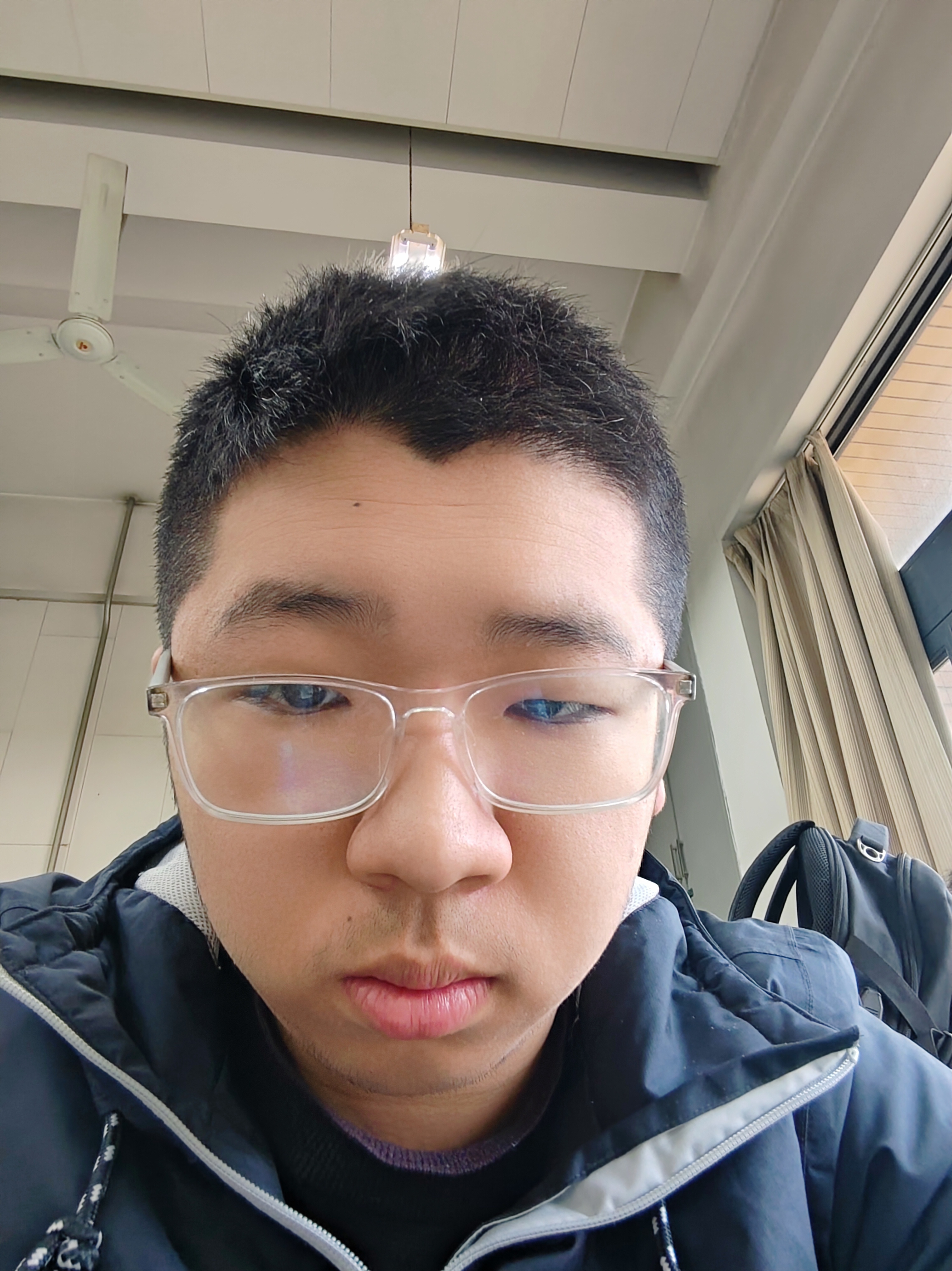 张教员 照片