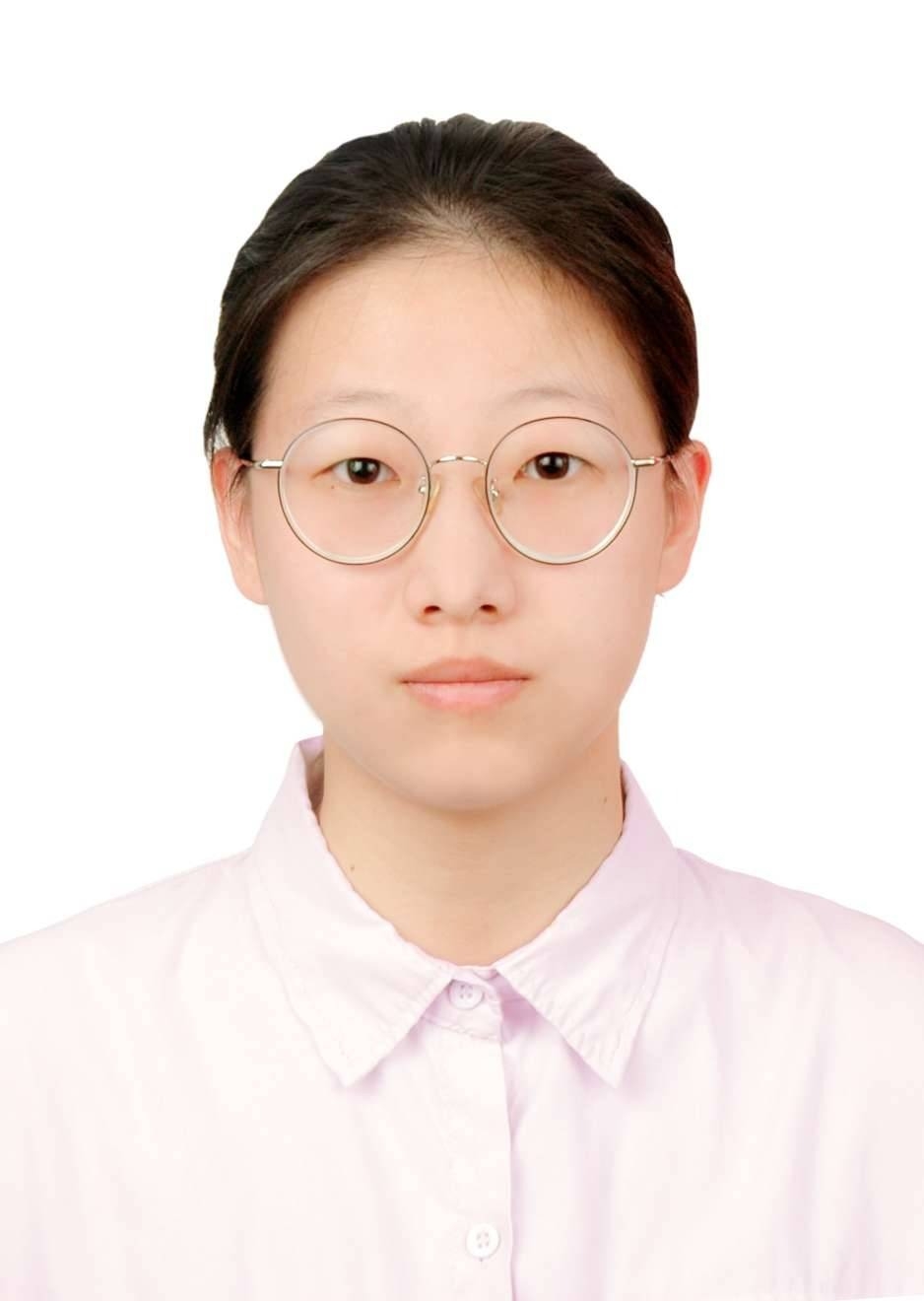 张教员 照片