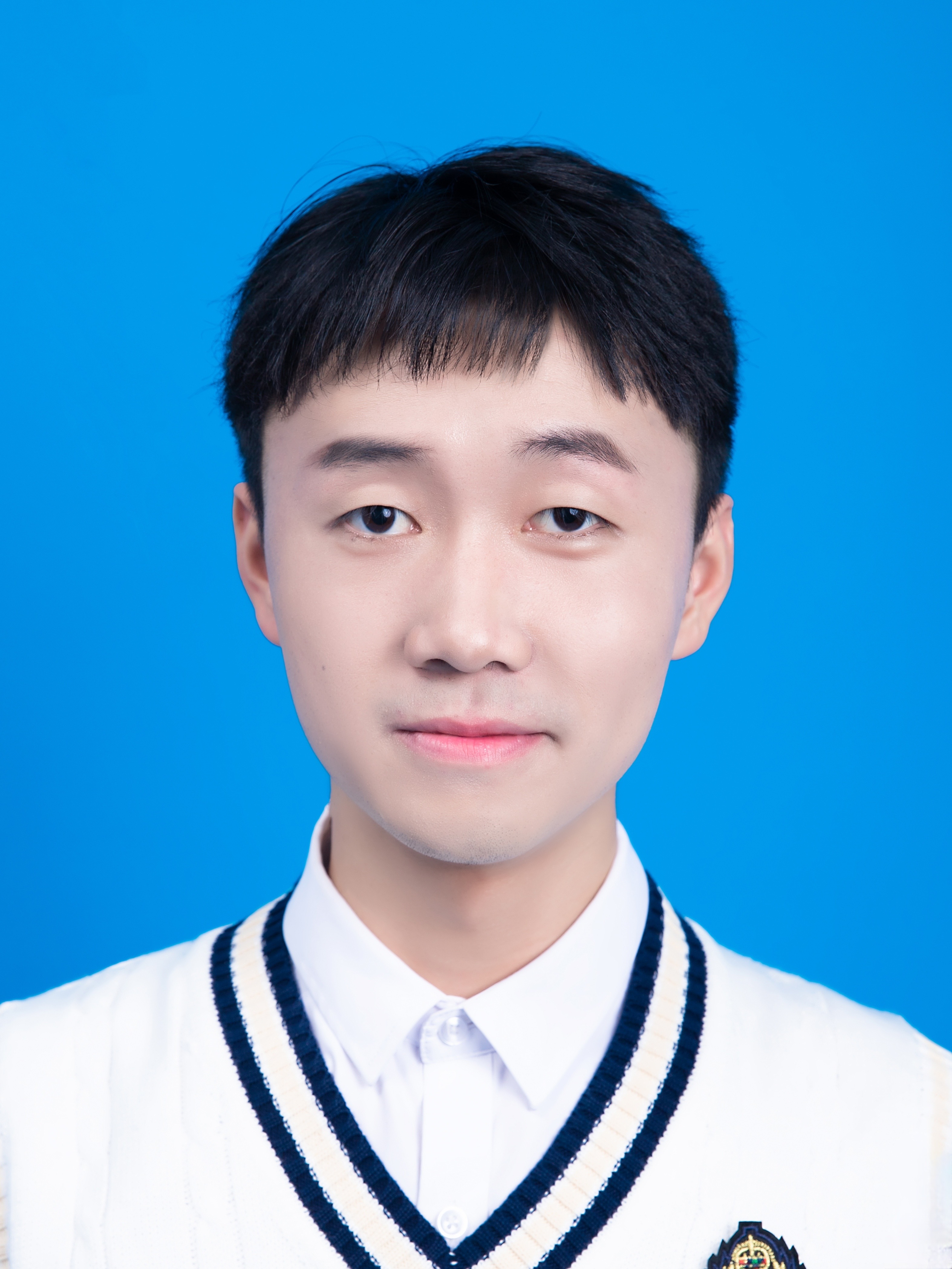 田教员 照片