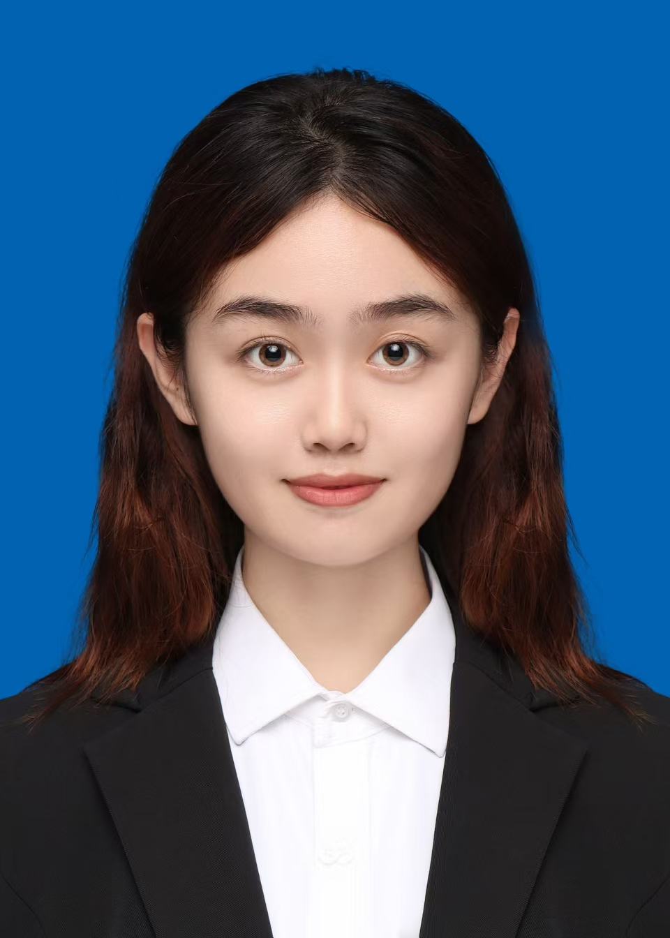 白教员 照片