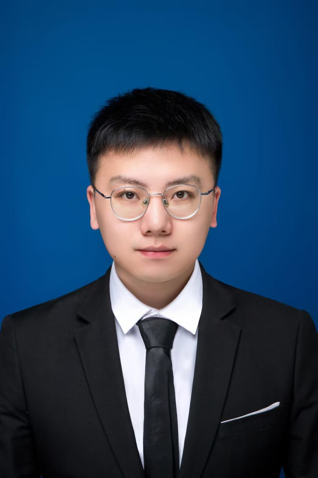 张教员 照片