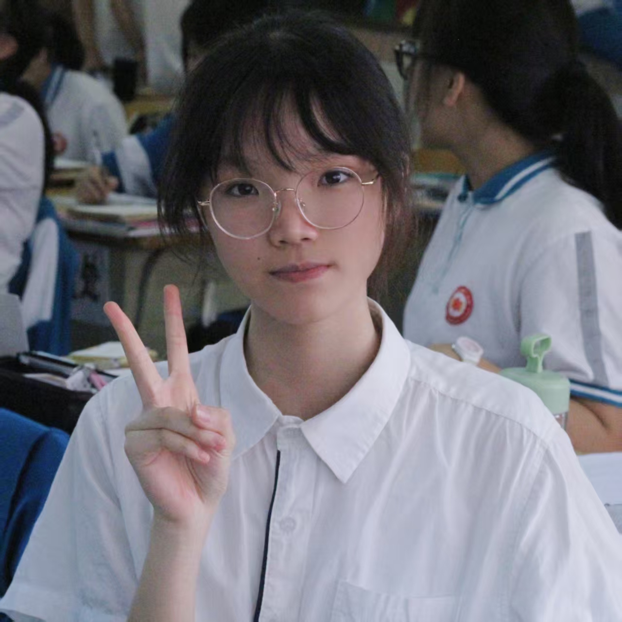 邓教员 照片