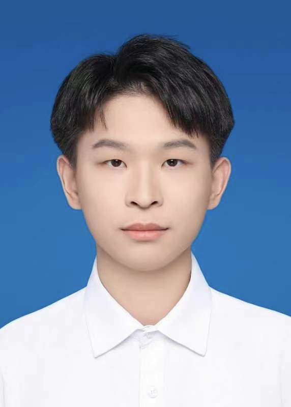 傅教员 照片