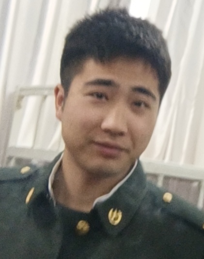 张教员 照片