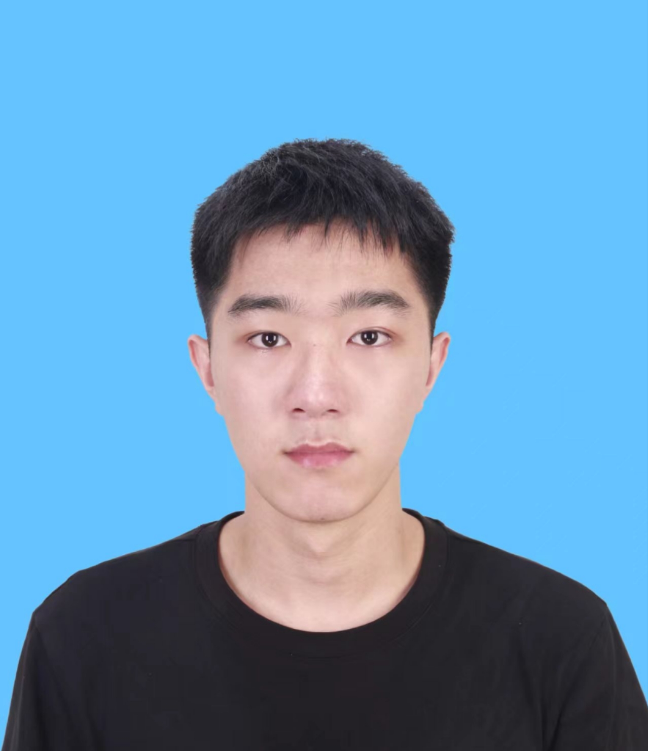张教员 照片