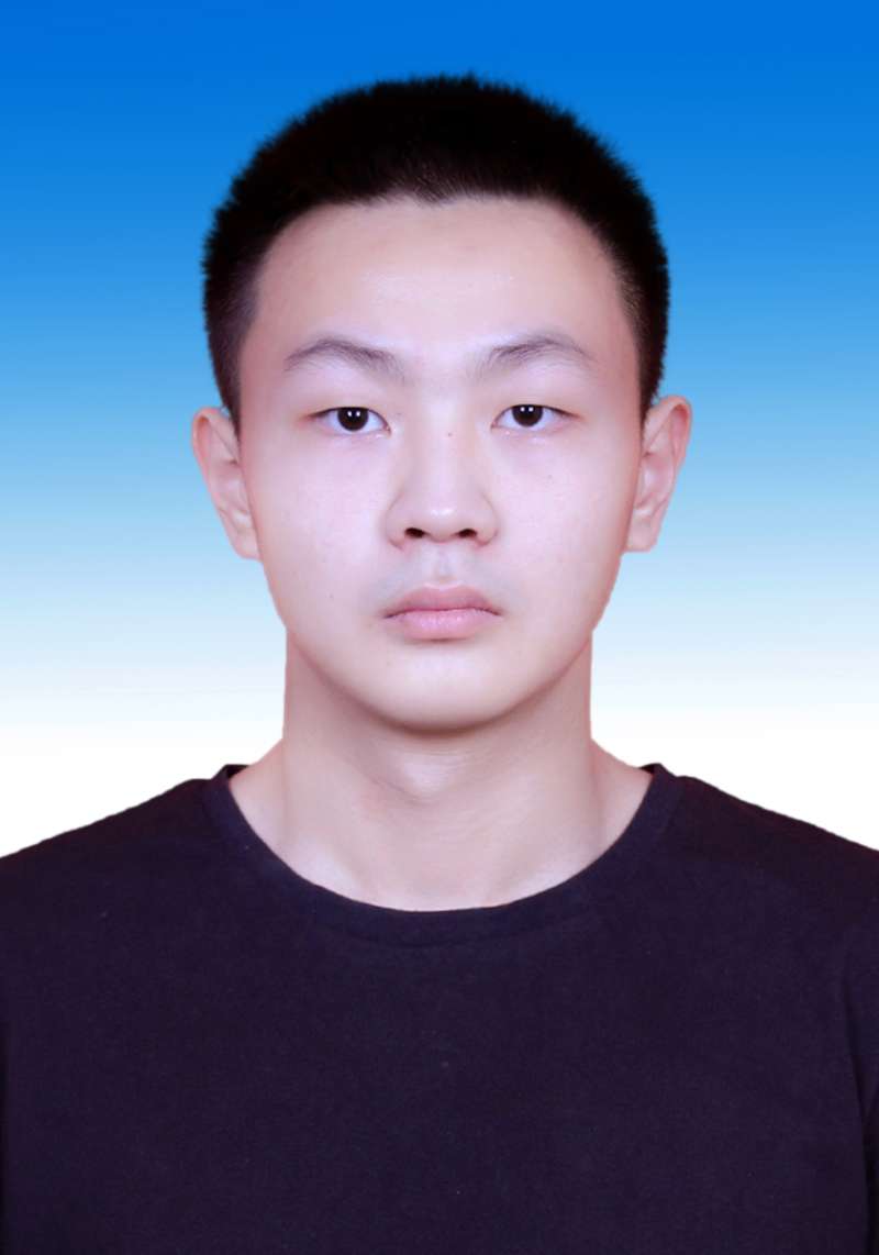 简教员 照片