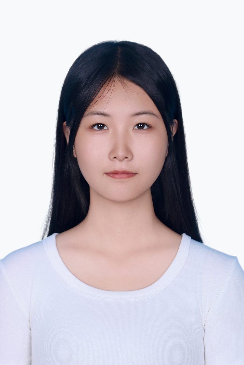 李教员 照片