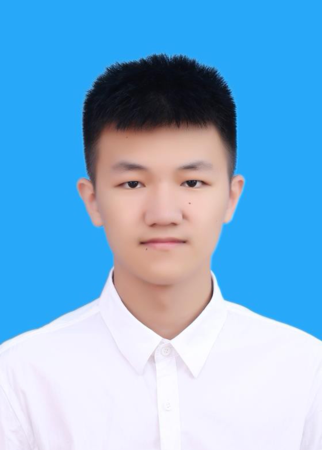 王教员 照片