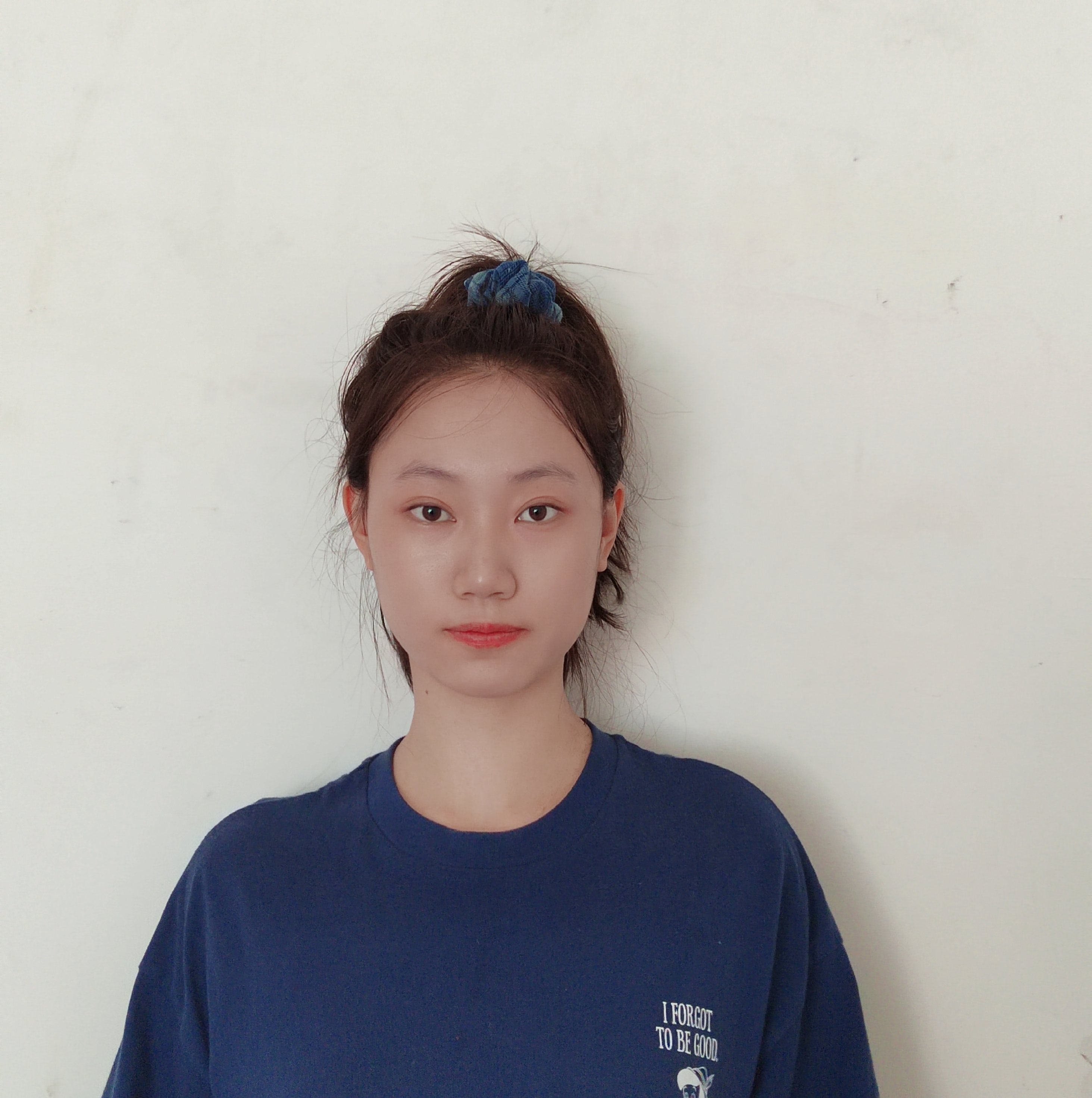 李教员 照片