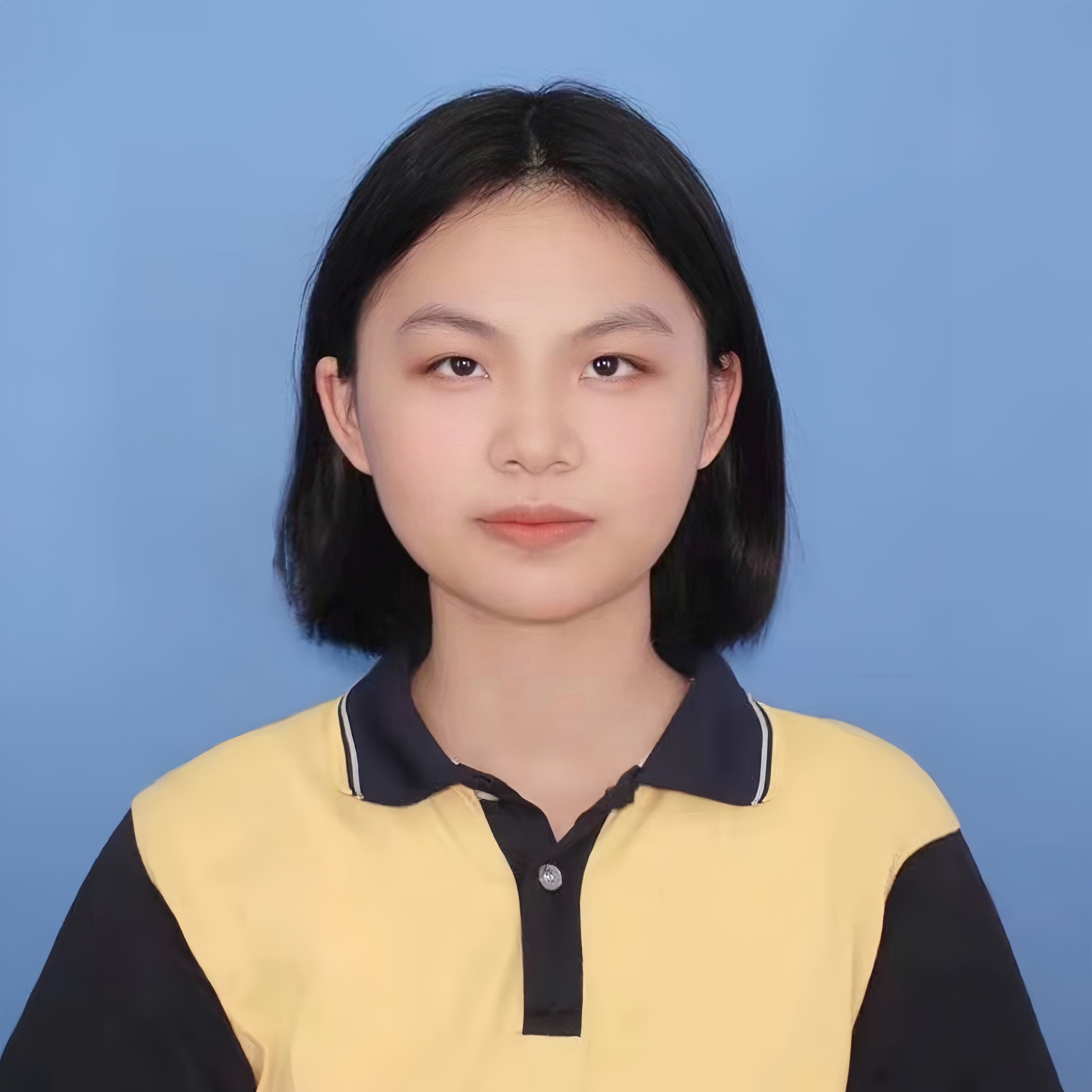 曾教员 照片