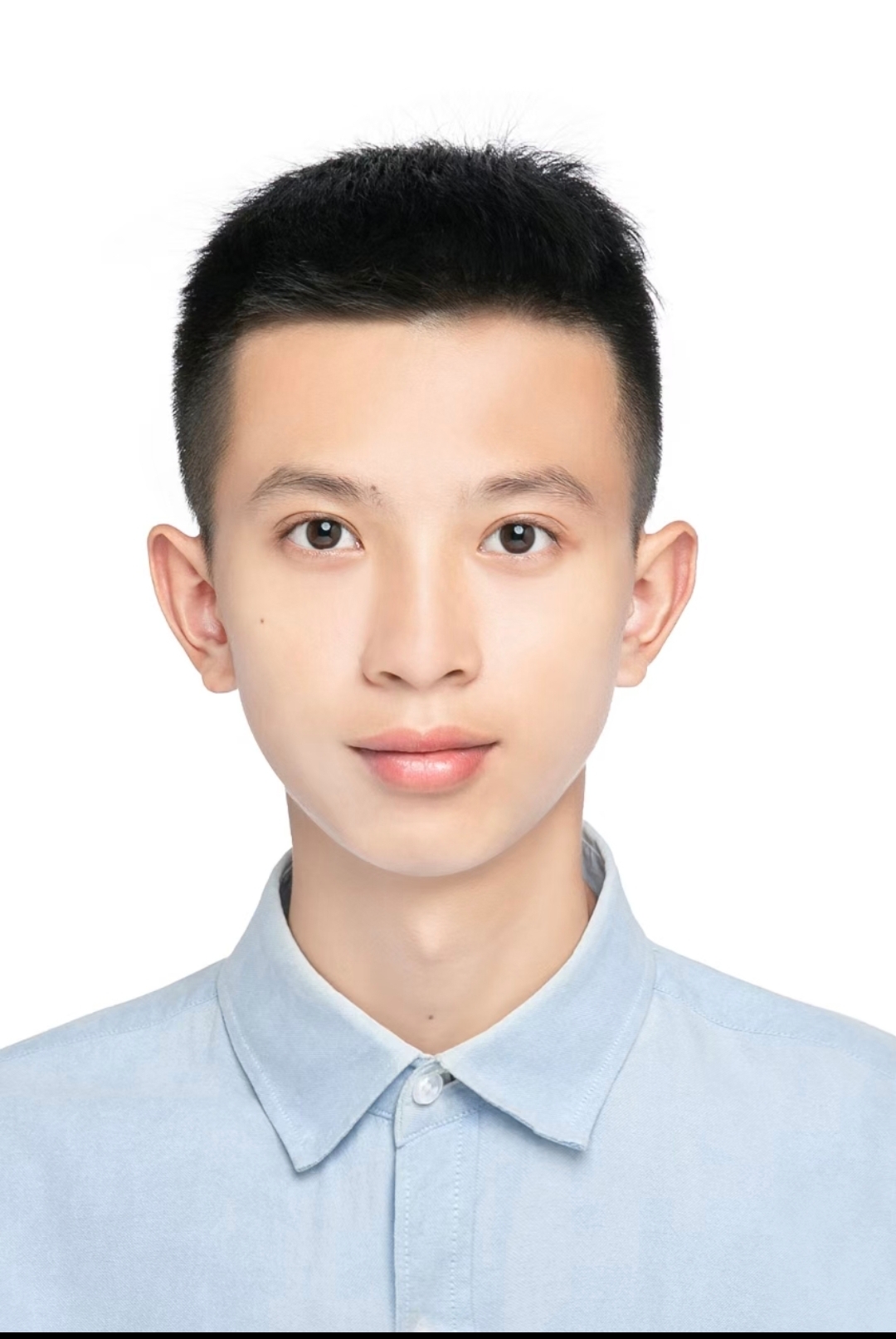 郑教员 照片