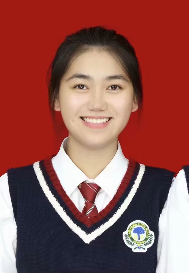 李教员 照片