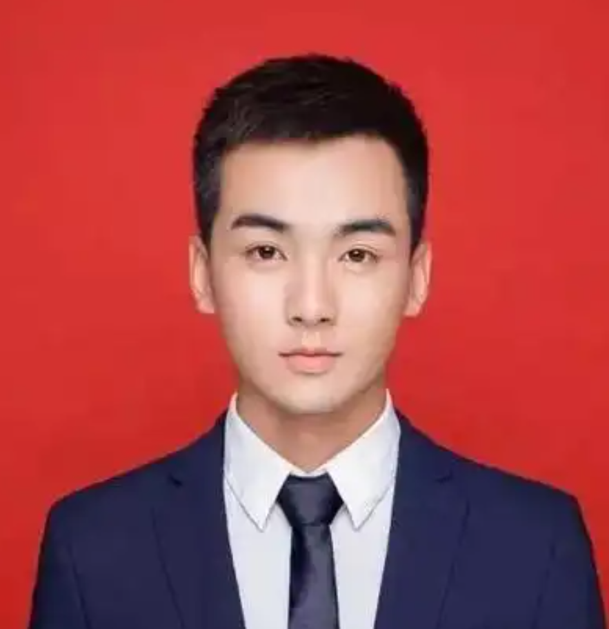 曹教员 照片